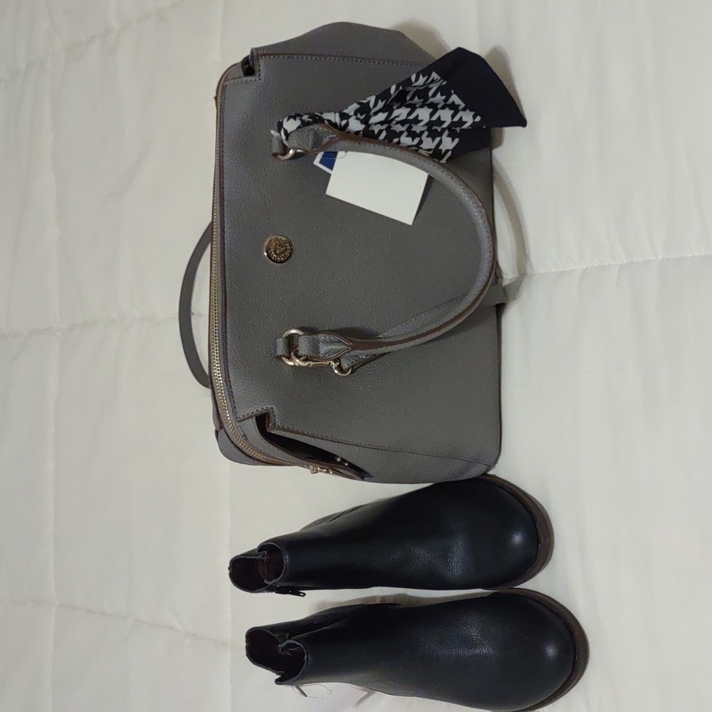 Women.s hand bag
